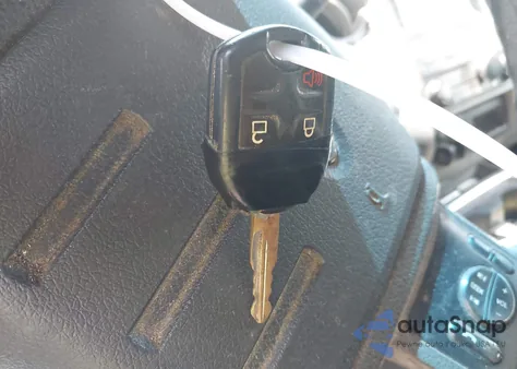 2011 Ford F-250 Xlt из США, поврежденный, VIN 1FT7X2AT3BEC33228